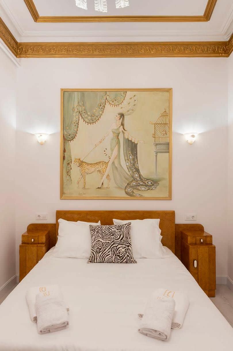 Placa Catalunya V Charming And Exquisite 5bd With Large Balcony Apartment *